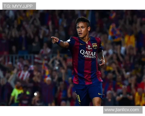 马丁内斯的传奇旅程从足球场到人生舞台的精彩瞬间